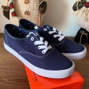 NEW NAVY BLUE WOMAN SNEAKERS